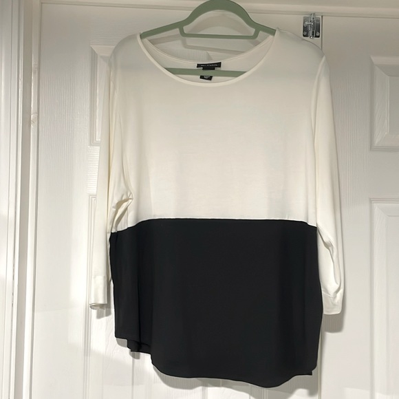 Nue Options color-blocked 3/4 sleeve top with scoop neck - Picture 1 of 4